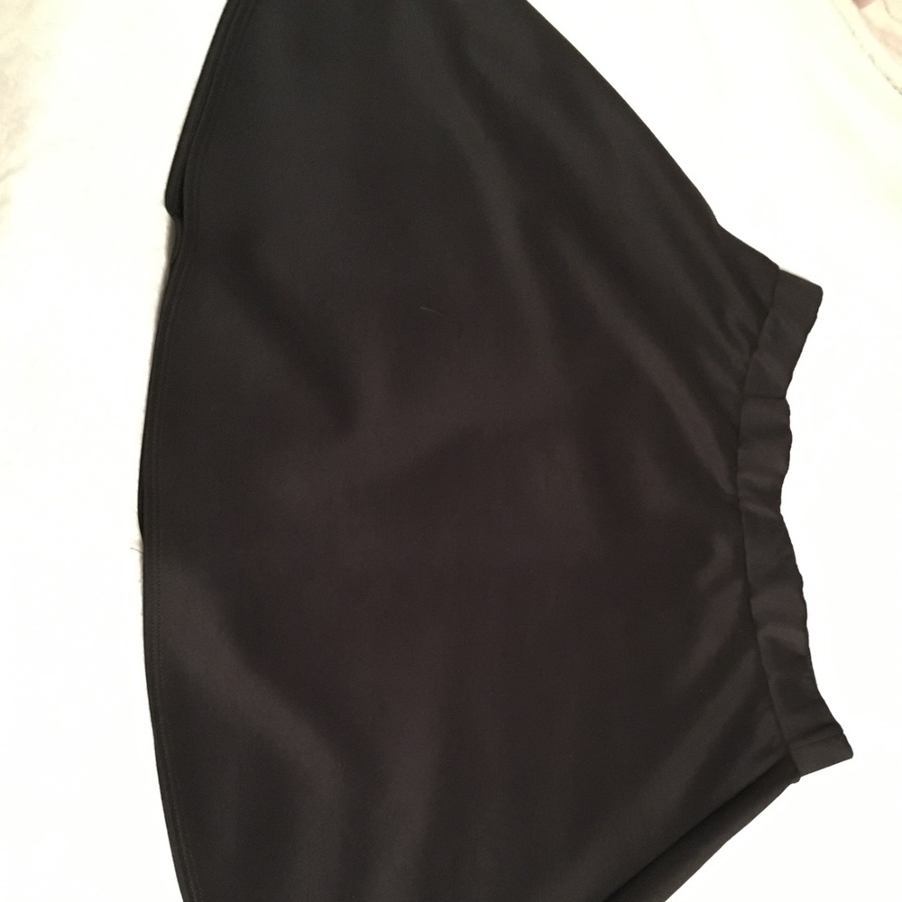 Black skater skirt